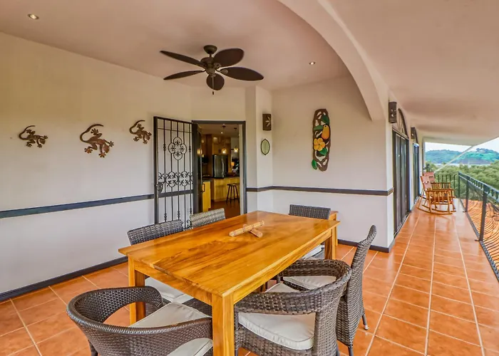 Hébergement de vacances Shared Pool & Outdoor Kitchen: Flamingo Gem *